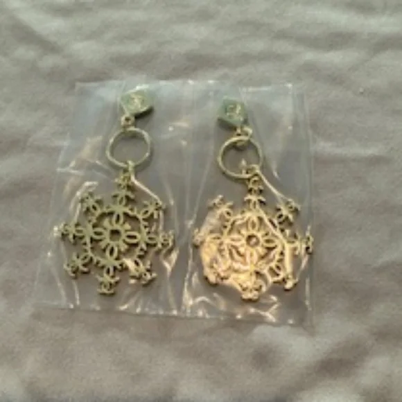 💋 Chanel Pendants (2) FOR THE ONE PRICENEW
